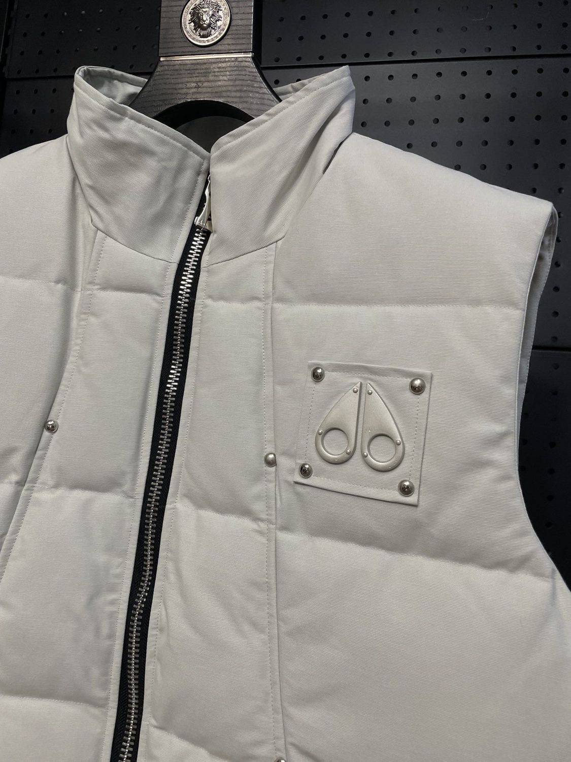 Moose Knuckles Sleeveless Vest White