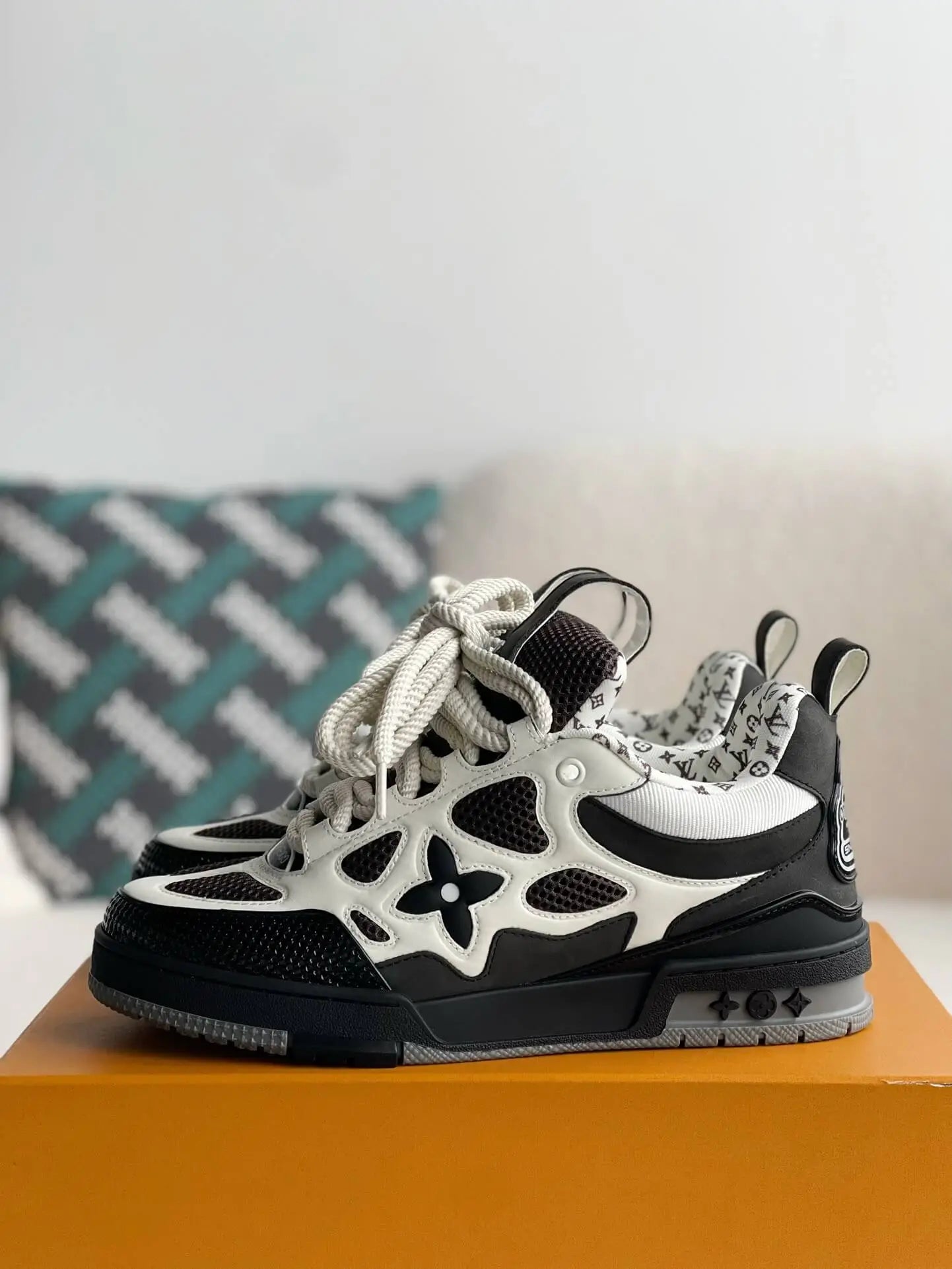 Louis Vuitton LV Skate Black White Sneaker